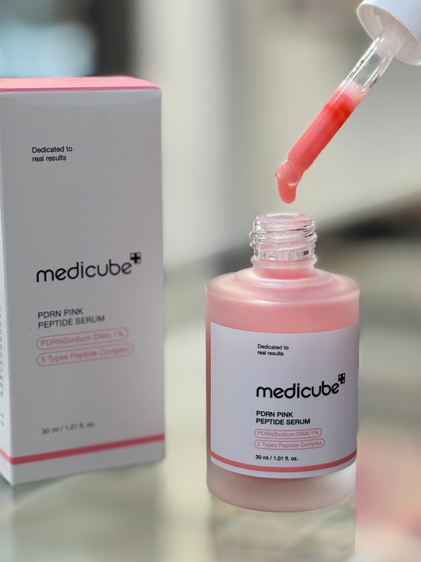 سرم پپتاید PDRN صورتی مدیکیوب | ترمیمکننده و جوانساز پوست۳۰میل| 30mlMEDICUBE PDRN Pink Peptide Serum