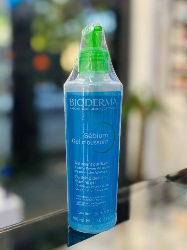 ژل شوینده و پاککننده صورت بایودرما سبیوم، پوست چرب و مختلط۲۰۰میل| bioderma Sébium Gel Moussant 200ml